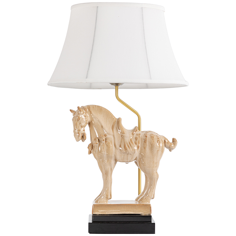 Настольная лампа Dynasty Tang Horse Sculpture Lampshade Бежевый Коричневый Белый Латунь в Ульяновске | Loft Concept 