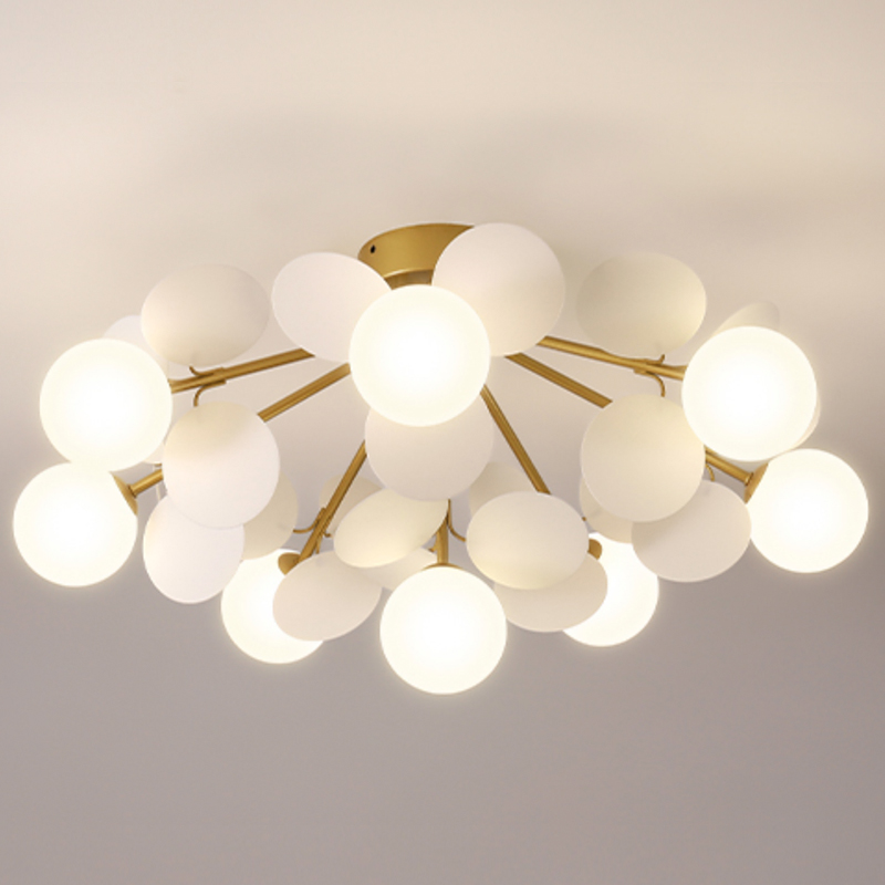 Люстра MATISSE Chandelier Aster Золотой Белый Светло-серый Люстра MATISSE Chandelier Aster Золотой Белый Светло-серый в Ульяновске | Loft Concept