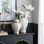 Ваза с золотыми полосами на белом фоне Chinoiserie Ceramics варинант исполнения - 1 | Loft Concept в Ульяновске