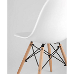 Пластиковый стул на ножках из массива бука Eames White  варинант исполнения - 3 | Loft Concept в Ульяновске