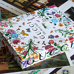 Подарочная коллекционная книга для дизайнеров Gucci. The Art of Silk Assouline варинант исполнения - 8 | Loft Concept в Ульяновске