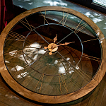 Часы настенные деревянные с римскими цифрами бронзового цвета Clock with History варинант исполнения - 3 | Loft Concept в Ульяновске