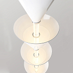 Подвесной светильник светодиодный в виде ряда белых металлических конусов  Herringbone варинант исполнения - 5 | Loft Concept в Ульяновске