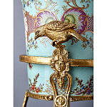 Ваза из голубого фарфора с рисунком птиц и цветов и декоративными элементами Blue Garden варинант исполнения - 11 | Loft Concept в Ульяновске