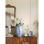 Ваза фарфоровая с узким горлышком и синими цветочными мотивами Independence варинант исполнения - 5 | Loft Concept в Ульяновске