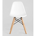 Пластиковый стул на ножках из массива бука Eames Small White варинант исполнения - 4 | Loft Concept в Ульяновске