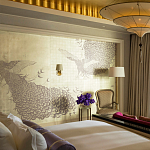 Обои ручная роспись в стиле Арт-деко Whistler Peacocks Special Colourway on 12 Carat White Gold gilded silk варинант исполнения - 1 | Loft Concept в Ульяновске