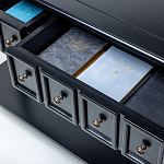 Черная консоль с выдвижными ящиками Monica варинант исполнения - 2 | Loft Concept в Ульяновске