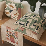 Подушка декоративная зеленого цвета с геометрическим рисунком Divine Abstractions варинант исполнения - 7 | Loft Concept в Ульяновске