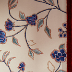 Обои с вышивкой ручной работы Flora Catherine colourway on Liso Pearl wool sateen варинант исполнения - 4 | Loft Concept в Ульяновске