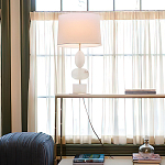 Настольная лампа на фигурном мраморном основании Conundrum варинант исполнения - 5 | Loft Concept в Ульяновске