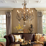 Люстра с подвесками из прозрачного стекла на кованом каркасе бронзового цвета в классическом стиле Quoizel варинант исполнения - 2 | Loft Concept в Ульяновске