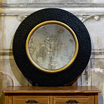 Зеркало в черной фактурной раме с золотым кантом Summon the Light варинант исполнения - 4 | Loft Concept в Ульяновске