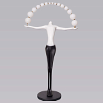 Торшер черно-белая статуэтка Девушка Girl Carries Light Balls варинант исполнения - 4 | Loft Concept в Ульяновске