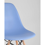 Пластиковый стул на ножках из массива бука Eames Blue варинант исполнения - 2 | Loft Concept в Ульяновске