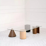 Дизайнерский журнальный стол с прозрачной столешницей и ножками в форме геометрических фигур Pytusin варинант исполнения - 1 | Loft Concept в Ульяновске