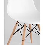 Пластиковый стул на ножках из массива бука Eames White  варинант исполнения - 2 | Loft Concept в Ульяновске