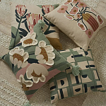 Подушка с цветочным принтом Blooming Elegance Lily варинант исполнения - 5 | Loft Concept в Ульяновске