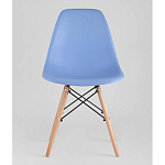 Пластиковый стул на ножках из массива бука Eames Blue варинант исполнения - 4 | Loft Concept в Ульяновске
