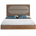 Кровать двуспальная с высоким изголовьем из дерева и подушек из экокожи Modern Look варинант исполнения - 3 | Loft Concept в Ульяновске