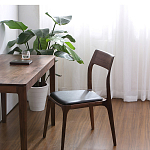 Стул деревянный с мягким сиденьем из черной натуральной кожи Moon Walnut Furniture варинант исполнения - 2 | Loft Concept в Ульяновске