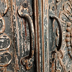 Индийский шкаф с орнаментом резьба из дерева Indian Antique Furniture  варинант исполнения - 5 | Loft Concept в Ульяновске