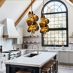 Люстра креативная из дисков цвета латунь Constellation Light and Style варинант исполнения - 4 | Loft Concept в Ульяновске