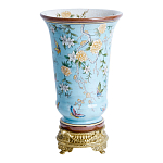 Ваза из голубого фарфора с бронзовыми элементами Blue Garden варинант исполнения - 1 | Loft Concept в Ульяновске