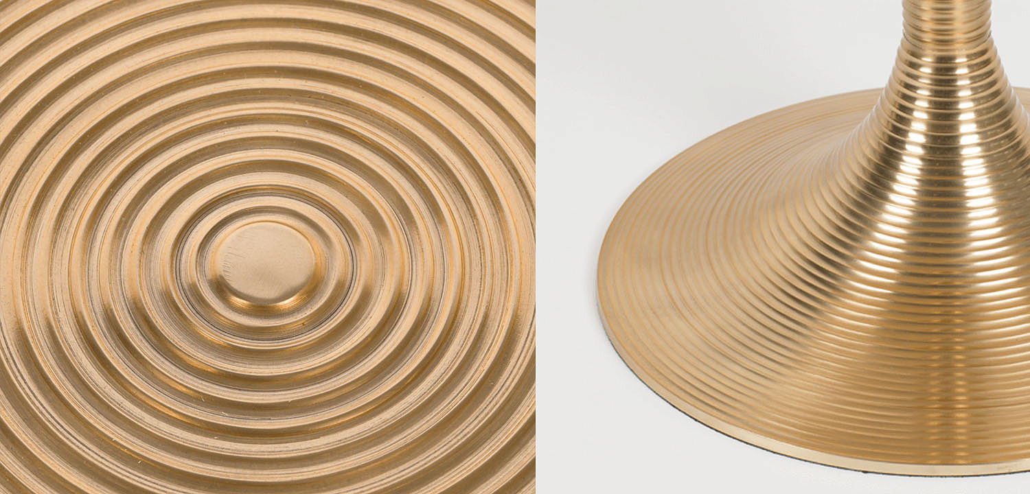 Кофейный столик HYPNOTISING ROUND COFFEE TABLE GOLD BM23002 Bold Monkey Кофейный столик HYPNOTISING ROUND COFFEE TABLE GOLD BM23002 Bold Monkey - Loft-Concept в Ульяновске