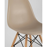 Пластиковый стул на ножках из массива бука Eames Beige варинант исполнения - 2 | Loft Concept в Ульяновске