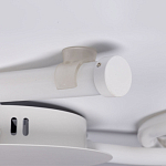 Люстра белого цвета с тремя изогнутыми светодиоидными плафонами Luke Lampco Tracer Lamp варинант исполнения - 7 | Loft Concept в Ульяновске