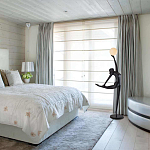 Торшер черная статуэтка Девушка Girl Carries Light Balls варинант исполнения - 3 | Loft Concept в Ульяновске