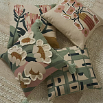 Подушка с цветочным принтом Blooming Elegance Rose варинант исполнения - 6 | Loft Concept в Ульяновске