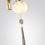 Бра с шарообразным плафоном из белого стекла с подвеской из камня Agatelle варинант исполнения - 5 | Loft Concept в Ульяновске