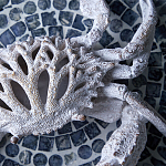 Статуэтка краб с детализированной текстурой в белом цвете Marine Accessories варинант исполнения - 8 | Loft Concept в Ульяновске