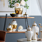 Ваза белая с крышкой и золотистыми фрагментами Chinoiserie Ceramics варинант исполнения - 3 | Loft Concept в Ульяновске