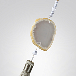 Торшер с шарообразным плафоном из белого стекла с подвеской из камня и длинной кисточкой Agatelle варинант исполнения - 5 | Loft Concept в Ульяновске