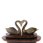 Часы настольные из натурального камня с декором в виде двух лебедей Swans Stone Clock варинант исполнения - 8 | Loft Concept в Ульяновске