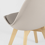 Стул с основой из пластика и мягким сиденьем Arvika Beige варинант исполнения - 6 | Loft Concept в Ульяновске