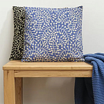 Подушка декоративная фиолетового цвета Blossom Essence Sophie варинант исполнения - 5 | Loft Concept в Ульяновске