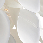 Люстра белая каплевидной формы из цветков лилии White Natural Lines варинант исполнения - 3 | Loft Concept в Ульяновске