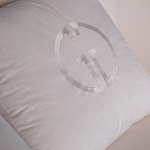 Кресло велюровое оттенка слоновой кости с простроченной спинкой Perfect Comfort варинант исполнения - 2 | Loft Concept в Ульяновске