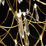 Люстра подвесная с изогнутым металлическим каркасом и множеством хрустальных подвесок Золото Диаметр 80 см Quasar варинант исполнения - 2 | Loft Concept в Ульяновске