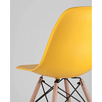 Пластиковый стул на ножках из массива бука Eames Yellow варинант исполнения - 3 | Loft Concept в Ульяновске