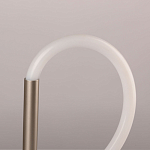 Настольная лампа белым изогнутым плафоном на круглой подставке Luke Lampco Tracer Lamp варинант исполнения - 9 | Loft Concept в Ульяновске