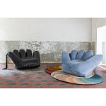 Дизайнерское плюшевое кресло в форме руки голубое Poltronova Joe Plush Baby Blue Armchair варинант исполнения - 2 | Loft Concept в Ульяновске