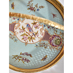 Блюдо круглое с ручкой и голубым фарфоровым дном с цветочным рисунком Blue Garden варинант исполнения - 2 | Loft Concept в Ульяновске