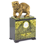 Часы настольные с декором в виде медведя и выдвижным ящиком из натурального камня Змеевик Bear Stone Clock варинант исполнения - 2 | Loft Concept в Ульяновске